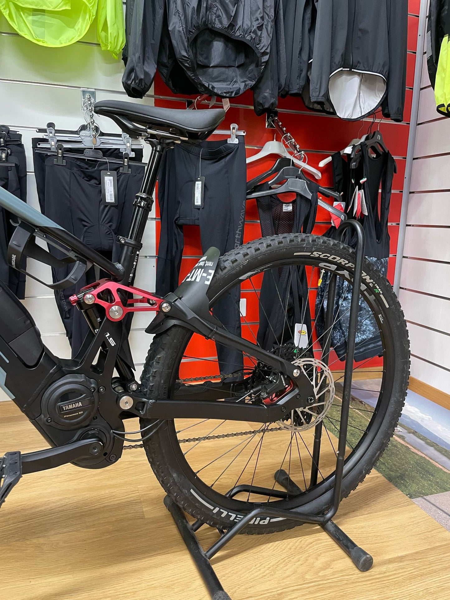 E-mtb Fantic XTF 1.5 Yamaha taglia S RockShox RECON 150mm 29" 35mm (usato garantito)
