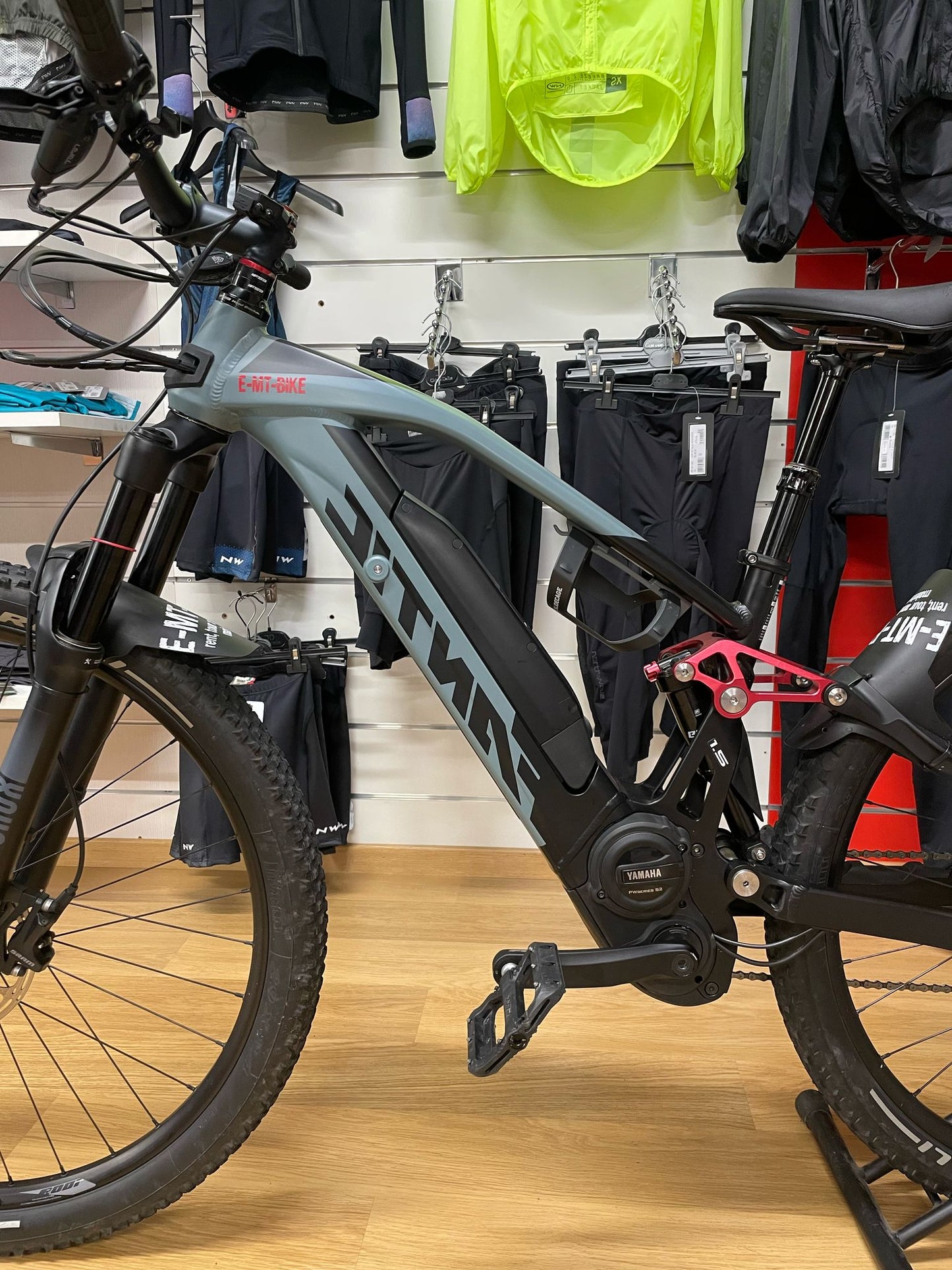 E-mtb Fantic XTF 1.5 Yamaha taglia S RockShox RECON 150mm 29" 35mm (usato garantito)