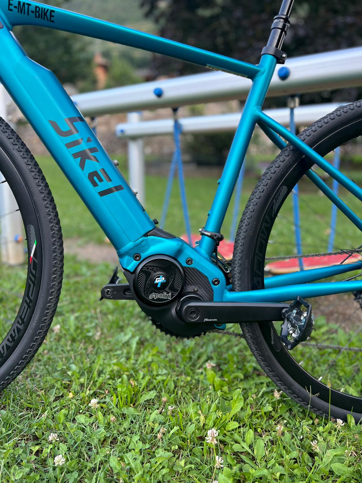 Gravel Bikel ESCAPE taglia L Polini 80Nm 500Wh + 500Wh Blue Reef