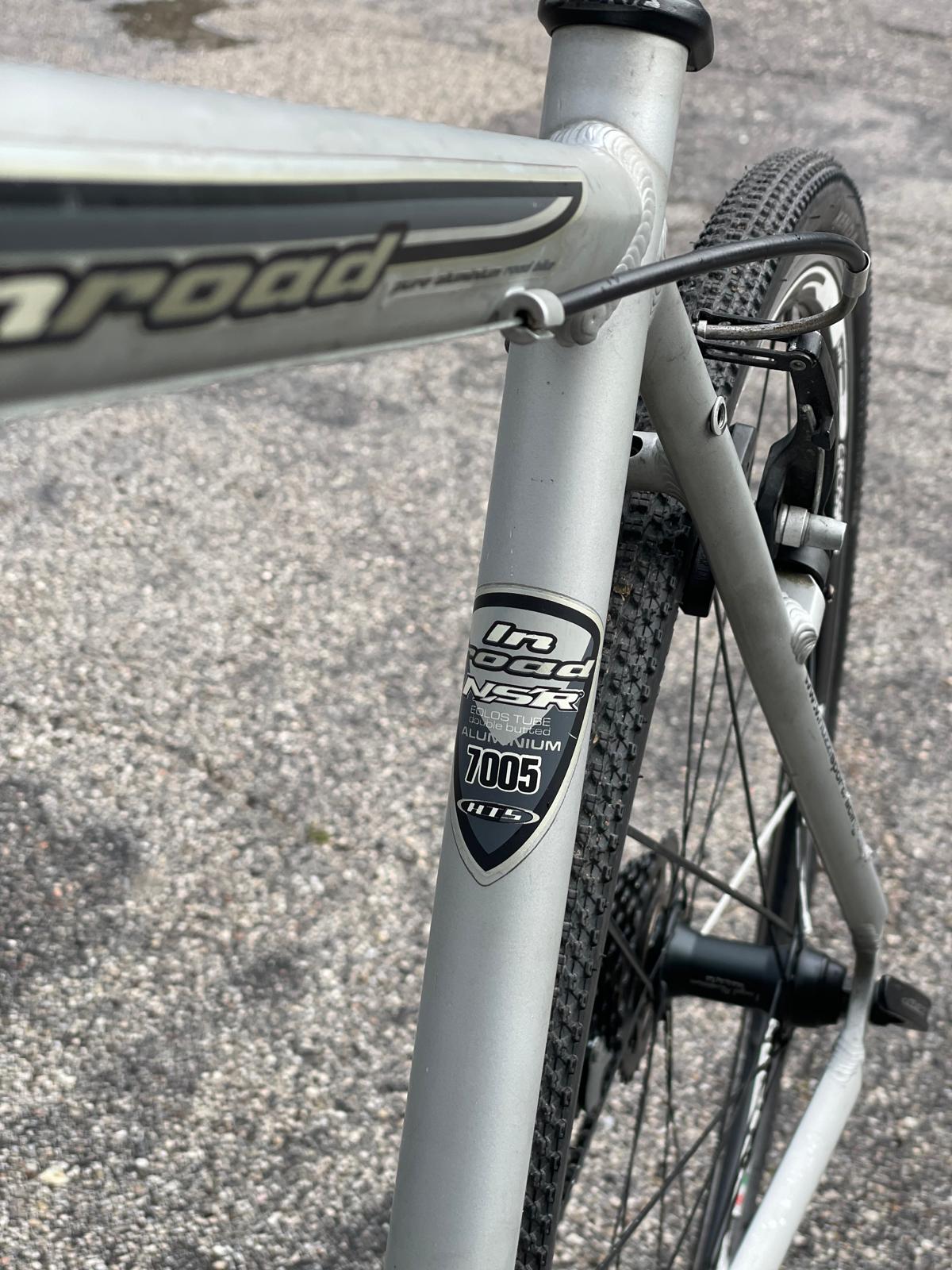 Bici da corsa NSR INROAD taglia M 700x32, manubrio flat, alluminio (usato garantito)
