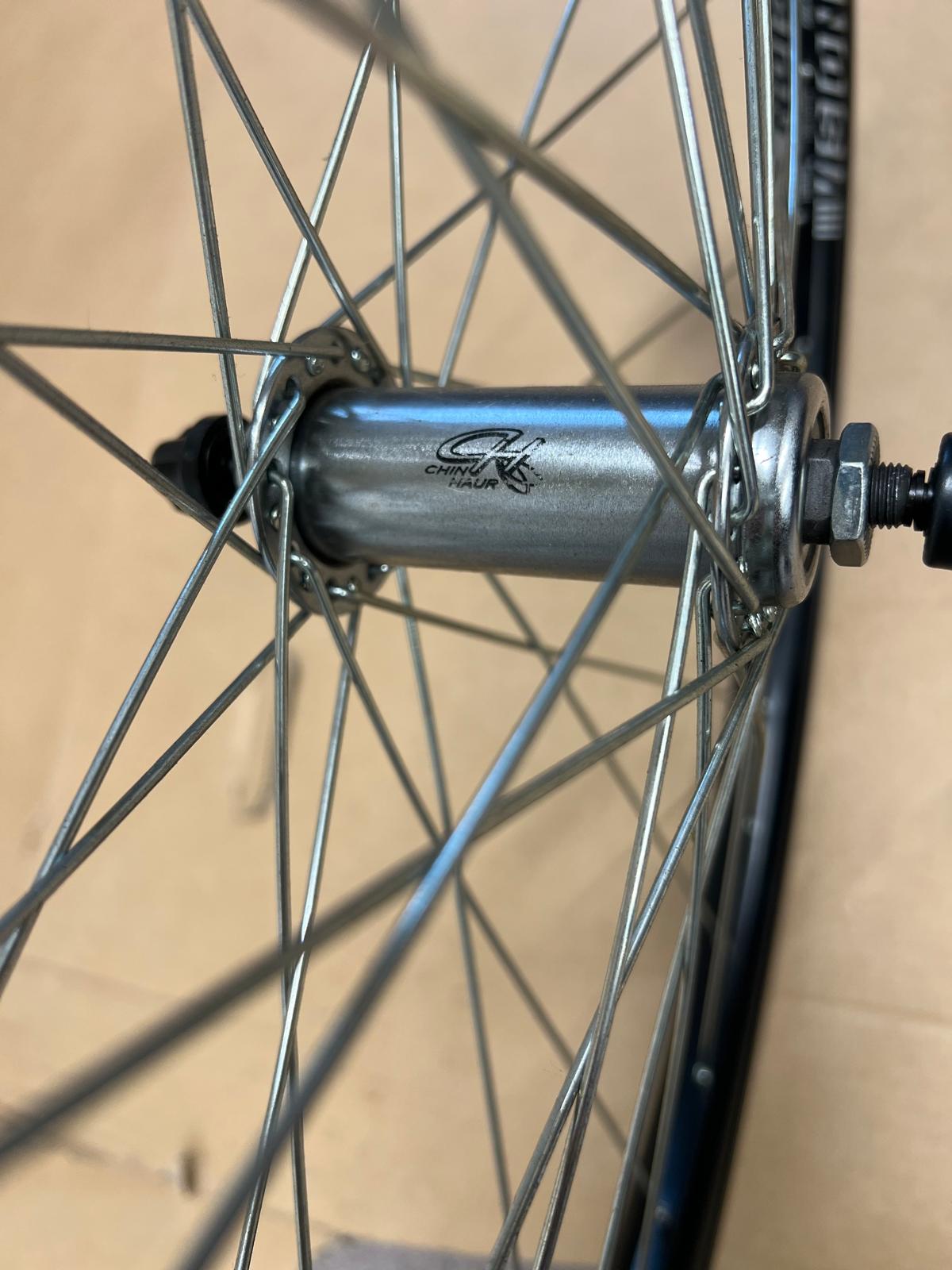 Ruota anteriore 26" rinforzata RODI Visione 25 QR V-Brake nero