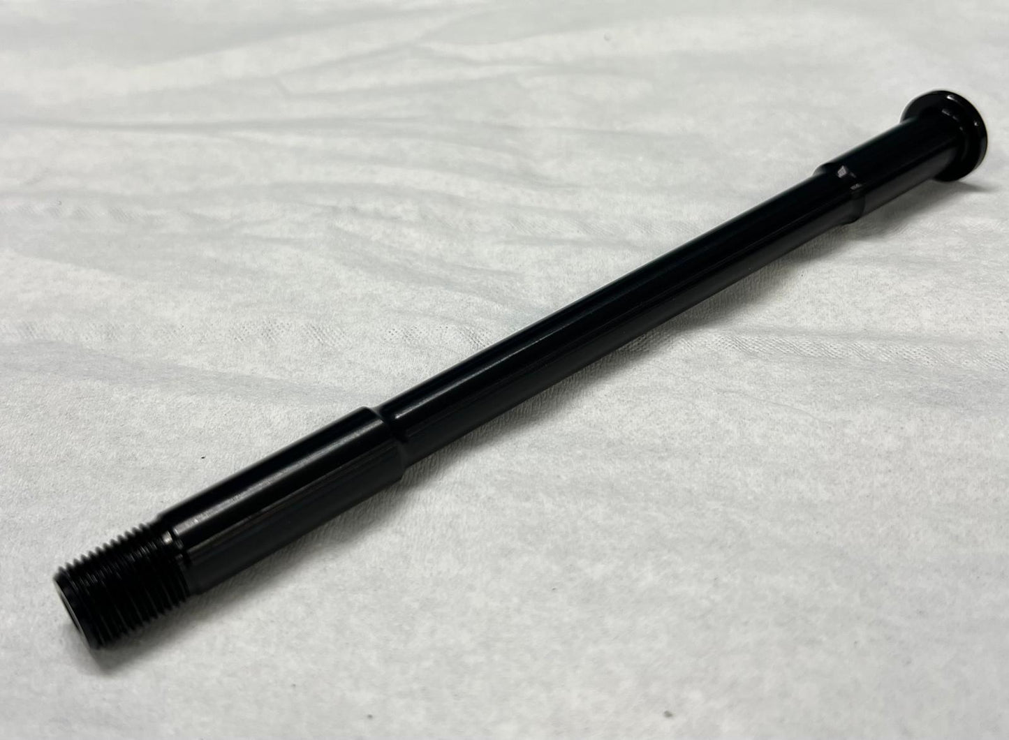 Perno passante M12x176mm (anche per e-bike Fantic) per forcellino UDH nero