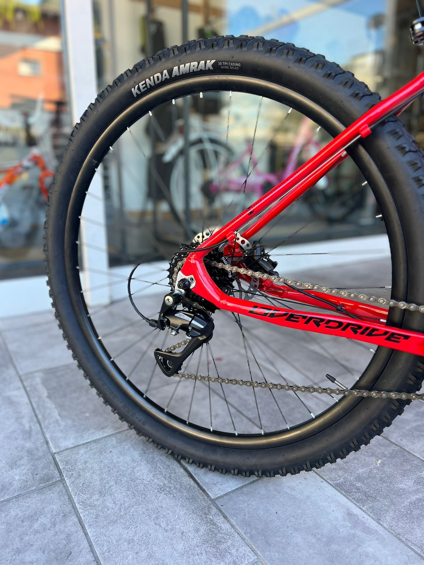 Brera Overdrive 29" 24V taglia 43 alluminio freni idraulici rosso